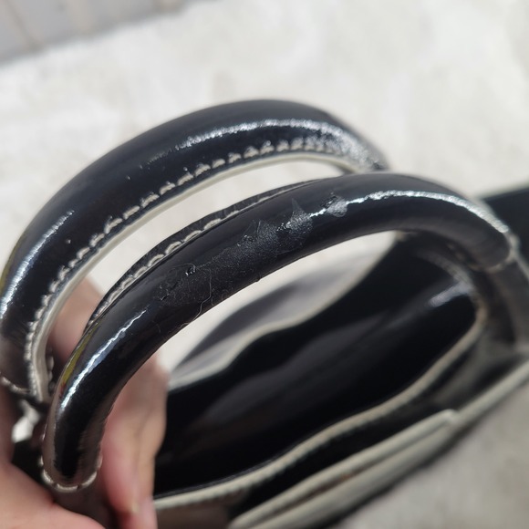 Kate Spade Patent Leather Handbag Womens Black Peeny Treesh FLAW - Picture 7 of 10